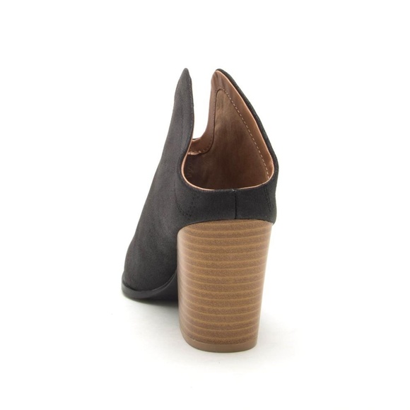 Black Distressed Mule Booties Size 6 Last pair! - Picture 3 of 4